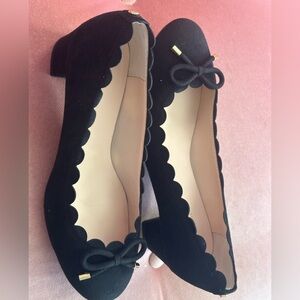 NWOT Kate Spade Black Scalloped Low Heel with Bow